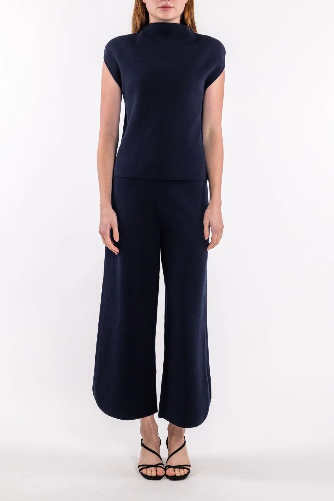 CURVED HEM PANTS