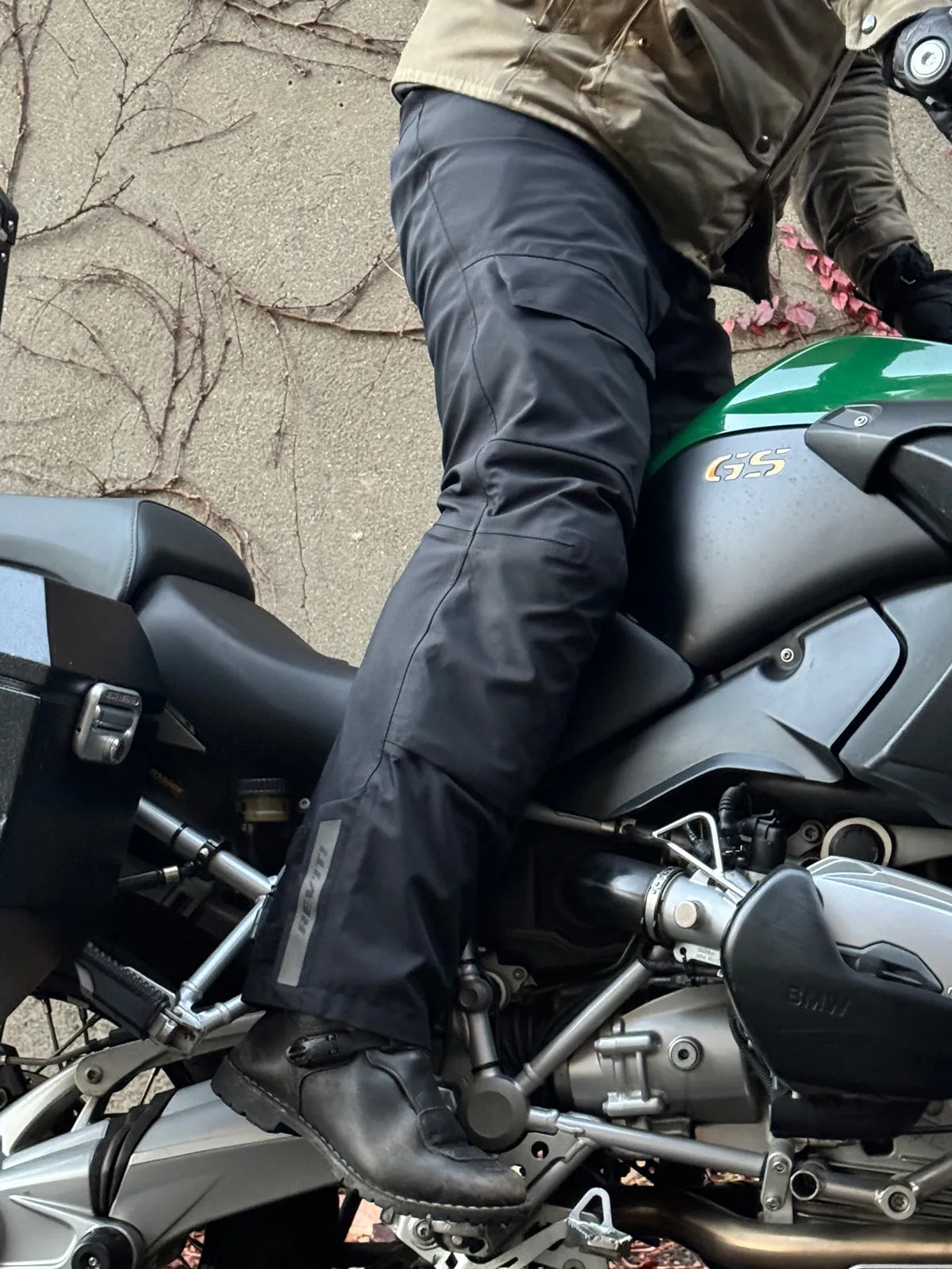 REVIT Alpinus GTX Commuter Pants