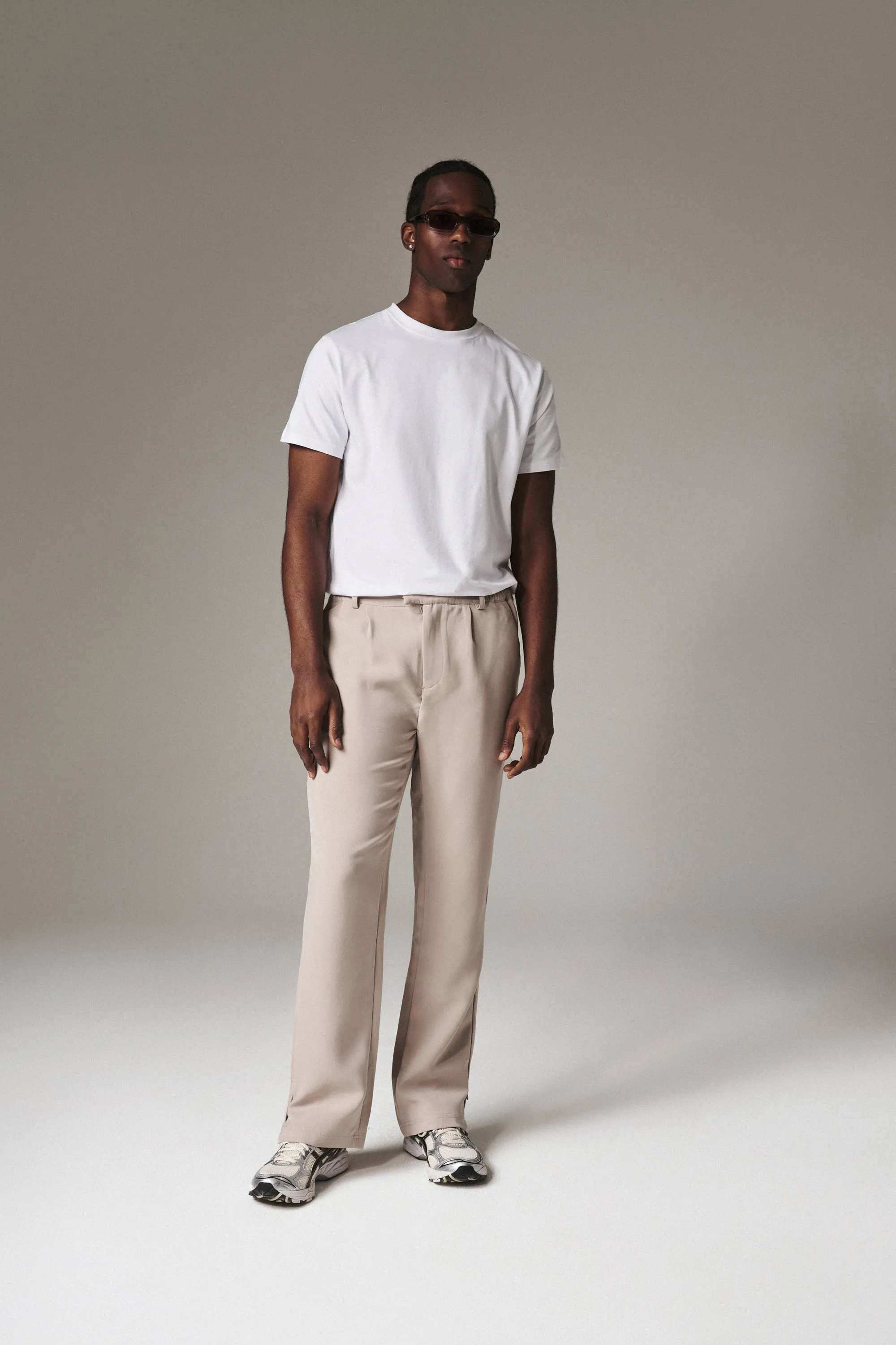 ULTIMATE SPLIT HEM SMART PANT - BEIGE