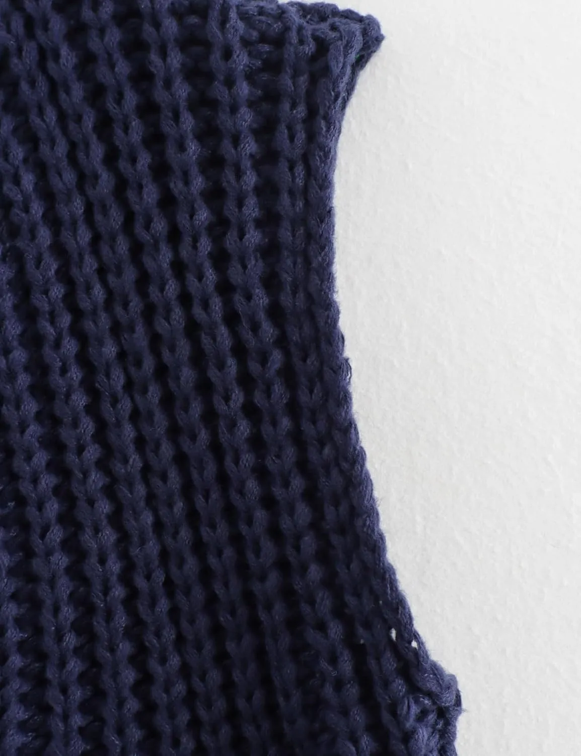 Women's Sleeveless Knit Cardigan Casual Button Down Cropped Knitted Sweater Vest with Pockets